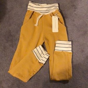 Kids Lulu & Roo sweatpants